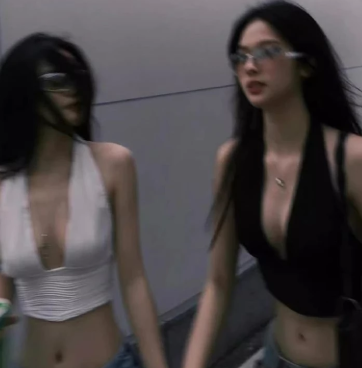 Deep V halter neck design, sleeveless, sexy