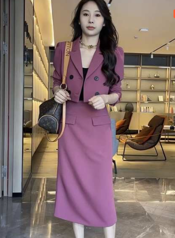 Elegant Korean Style Plus Size Two-Piece Set – Blazer & Skirt Combo