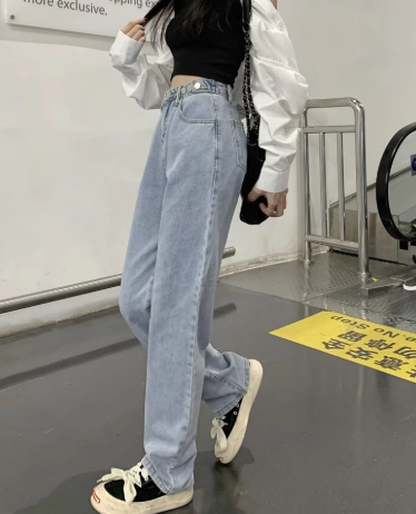 High Waist Straight-Leg Wide Jeans